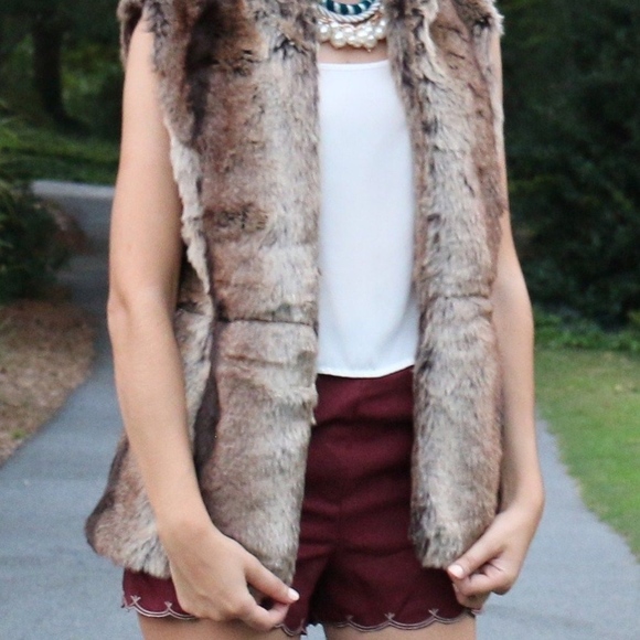 Vanilla Monkey | Womens Faux Fur Sleeveless Vest Brown Size M - Picture 5 of 6